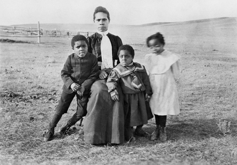 An old portrait of Mildred Ware and three of her children