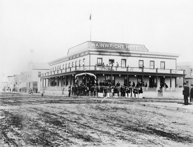 Wainwright hotel in history
